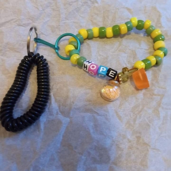 Handmade Red and Orange Beaded Keychain - Picture 2 of 9